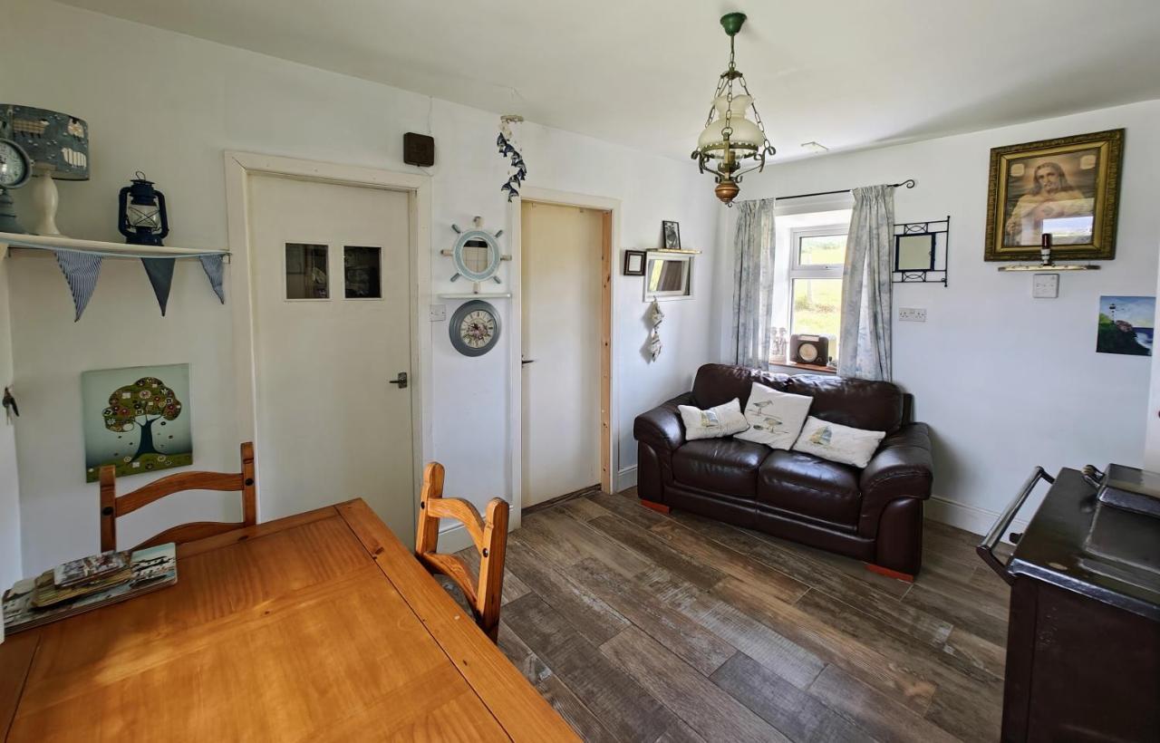 Teach Roisin-Traditional Irish Holiday Cottage In Malin Head. ภายนอก รูปภาพ