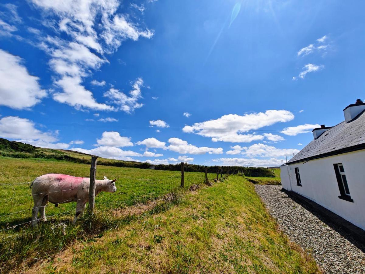 Teach Roisin-Traditional Irish Holiday Cottage In Malin Head. ภายนอก รูปภาพ