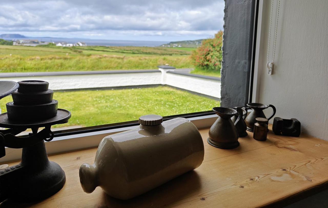 Teach Roisin-Traditional Irish Holiday Cottage In Malin Head. ภายนอก รูปภาพ